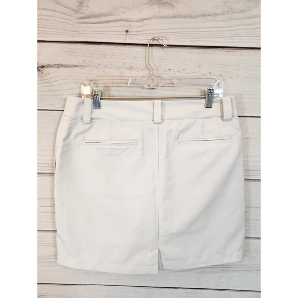 Nike Dri-Fit Golf Womens Light Beige‎ Button Pocket Skort Athletic Size 10 - Picture 2 of 7
